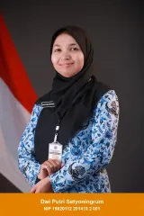 19820112-DwiPutri